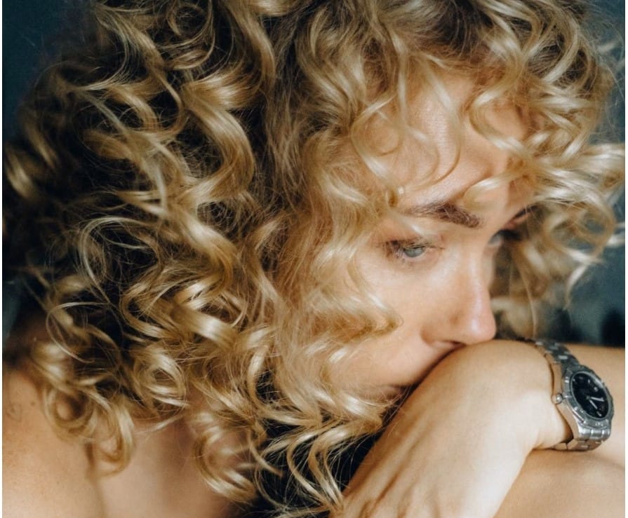 woman with healthy curly hair